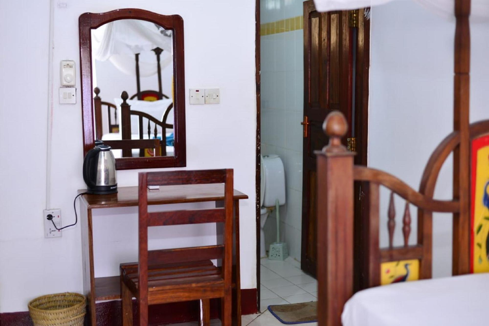 La Neisha Hotel Занзибар Экстерьер фото