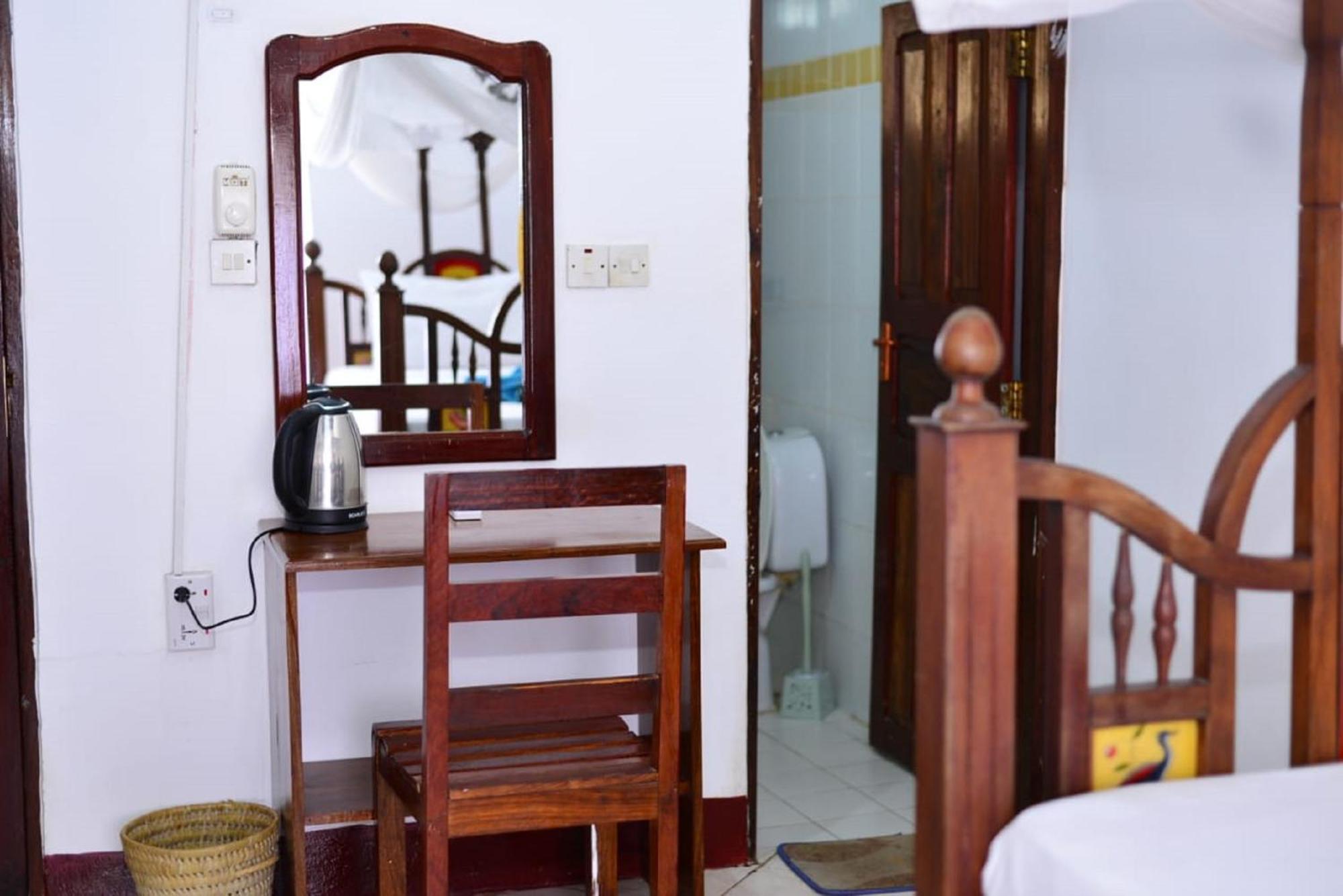 La Neisha Hotel Занзибар Экстерьер фото